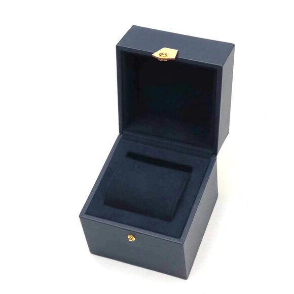 LOUIS VUITTON Voyager GMT Q7D30 Automatic Glay Dial Mens Watch 90266485 - Picture 8 of 8